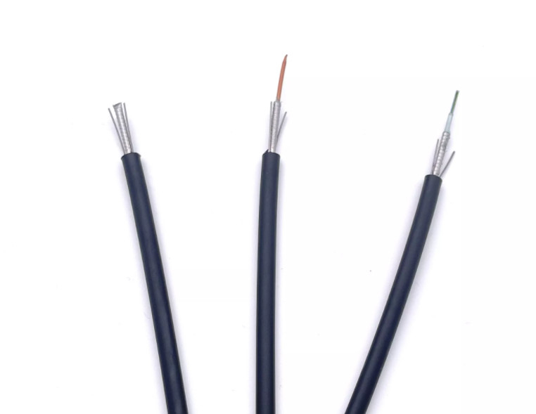 Cáp quang 12 sợi trên không GYXTW G652D / SM 1500N dành cho viễn thông