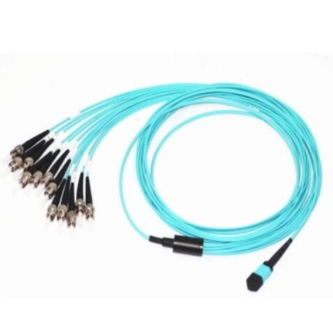 Cáp trục MPO mật độ cao, Dây vá sợi quang MPO đến ST OM3