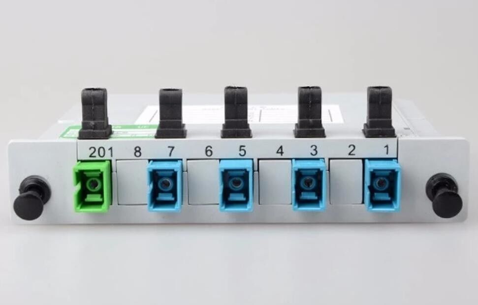 Bộ chia cáp quang thụ động Cassette 1X4 SC UPC Loại cắm PLC