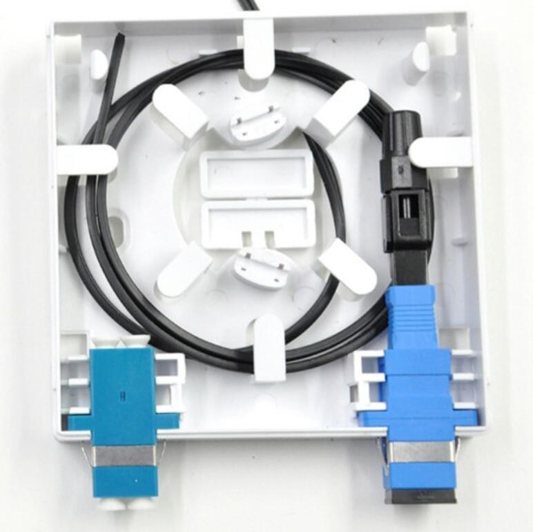 Hộp đầu cuối cáp quang ISO FTTH Treo tường trong nhà 2 cổng ABS