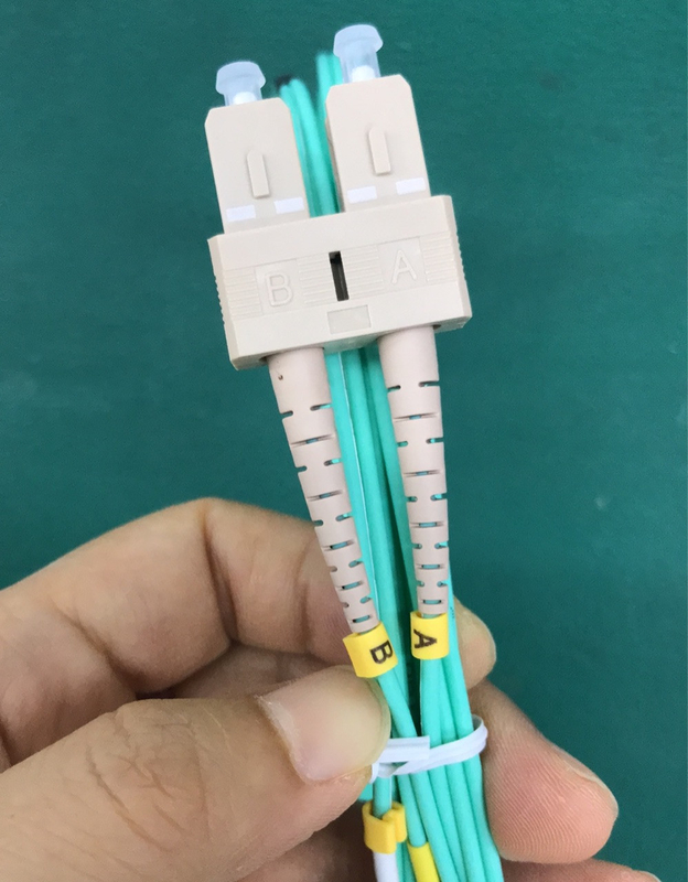 SC LC Sợi quang Patch Cord OM3 300 Hai mặt LSZH Jacket Aqua Color