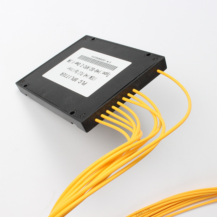 Bộ chia sợi quang 2.0MM 1 X 8 Bộ chia PLC SC APC Box Branch 1.5Meter